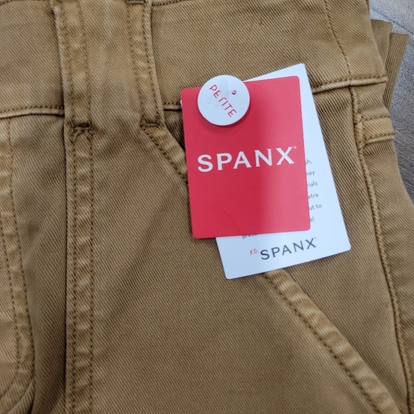 SPANX Women's Stretch Twill Ankle Cargo Pant in Honey Glow Size S - Picture 13 of 13